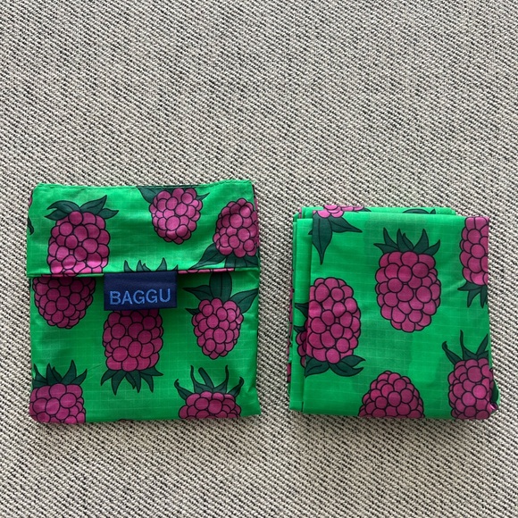 Baggu - Green Raspberry Standard NWOT - Picture 2 of 2